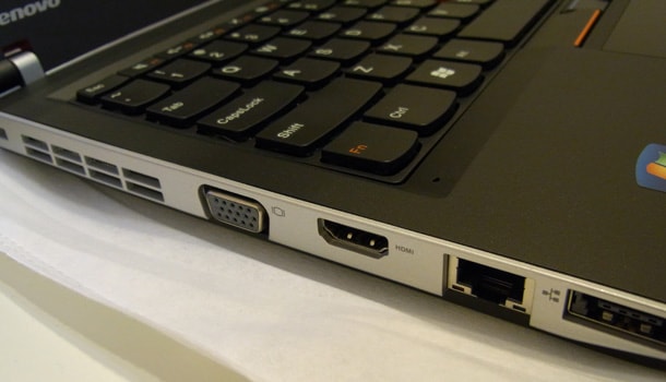 ThinkPad Edge 13" のHDD換装とメモリ増設をしました本体側面(左) | ThinkPad Edge 13