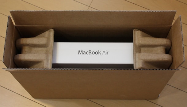 新型 MacBook Air 11" (Early 2011) が届いた《開封まで》MacBook Air 開封の儀(1)