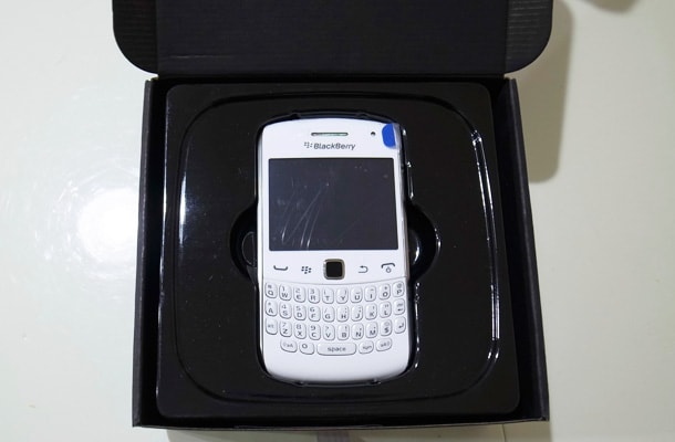 BlackBerry Curve 9360 ホワイトを購入《開封まで》BlackBerry Curve 9360 ホワイト 開封の儀(5)