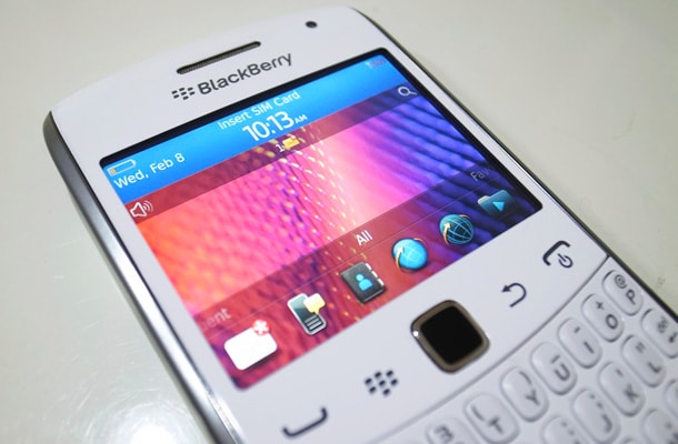 BlackBerry Curve 9360 ホワイトを購入《開封まで》BlackBerry Curve 9360 ホワイト 開封の儀(10)