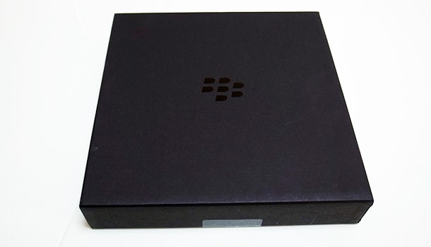 BlackBerry 10 の前に、PlayBook 買いました《開封まで》BlackBerry PlayBook 画像(2)