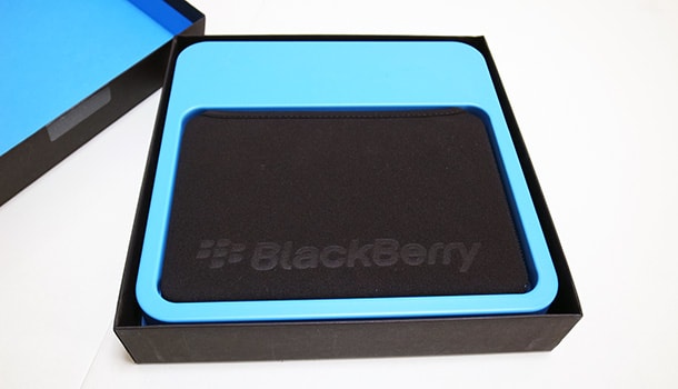 BlackBerry 10 の前に、PlayBook 買いました《開封まで》BlackBerry PlayBook 画像(3)