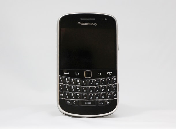 BlackBerry を振り返る《Bold 9000 〜 Priv まで》BlackBerry を振り返る (Bold 9900 Black)