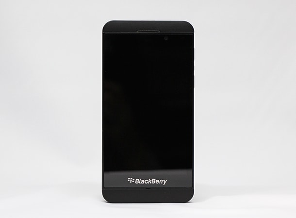 BlackBerry を振り返る《Bold 9000 〜 Priv まで》BlackBerry を振り返る (Z10 Black)