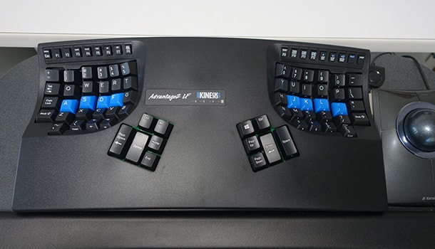 KINESIS Advantage2 LF Keyboard (キネシス アドバンテージ2 キーボード/赤軸) を購入KINESIS Advantage2 LF Keyboard 購入 (12)