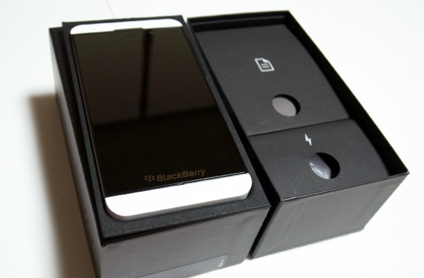 BlackBerry Z10 開封の儀 (3)
