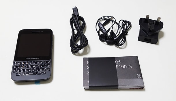 BlackBerry Q5 の開封の儀 (4)