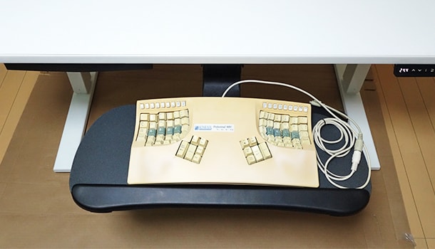電動昇降式スタンディングデスク UpLift Desk 900《オプション取り付け編》(20)